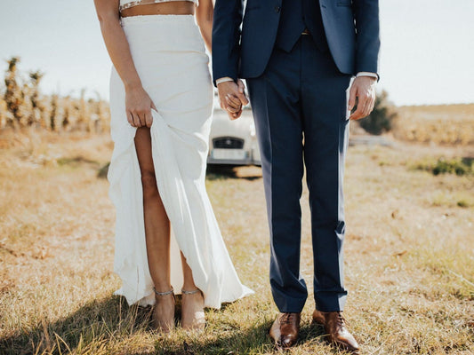 A Guide to Wedding Band Finishes