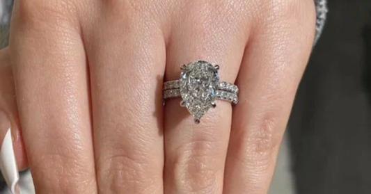 How to Choose the Perfect Pear Shape Rings for Your Hand