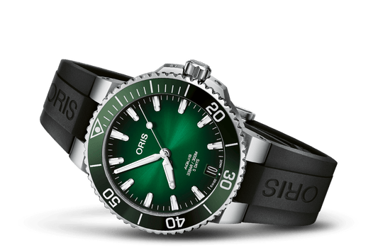 Aquis Date Calibre 400
01 400 7769 4157-07 4 22 74Fc