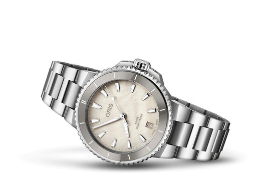 oris-aquis-date-automatic-watch-01-733-7792-4151-07-8-19-05p