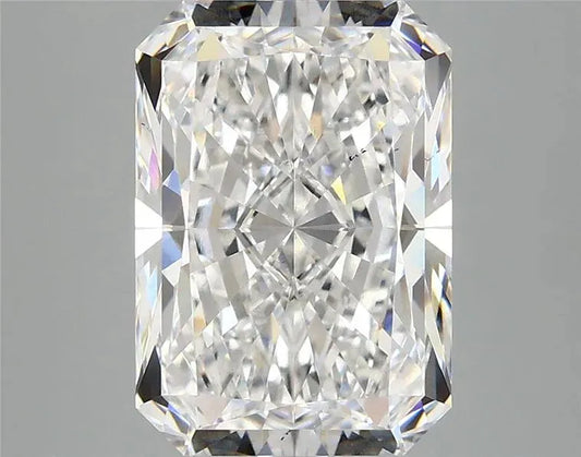 4.10ct Radiant Lab Grown Diamond (Colour E, Clarity VS2, IGI Certified)