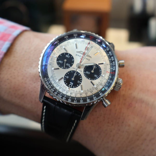 Navitimer b01 best sale