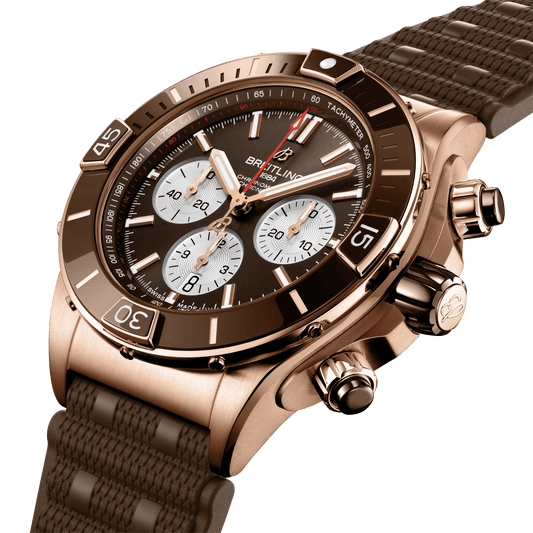 Super Chronomat B01 44
Rb0136E31Q1S1