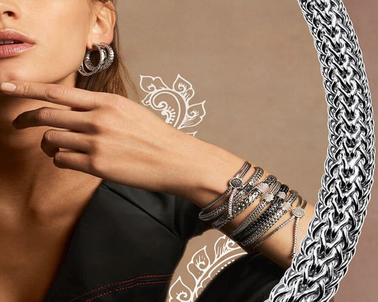 Add Charm to Your Personality with Custom Jewelry Bracelets