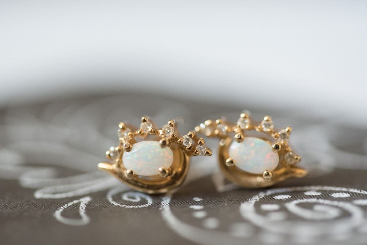 Dancing with Fire: The Mesmerizing World of Opal Gemstone Jewelry