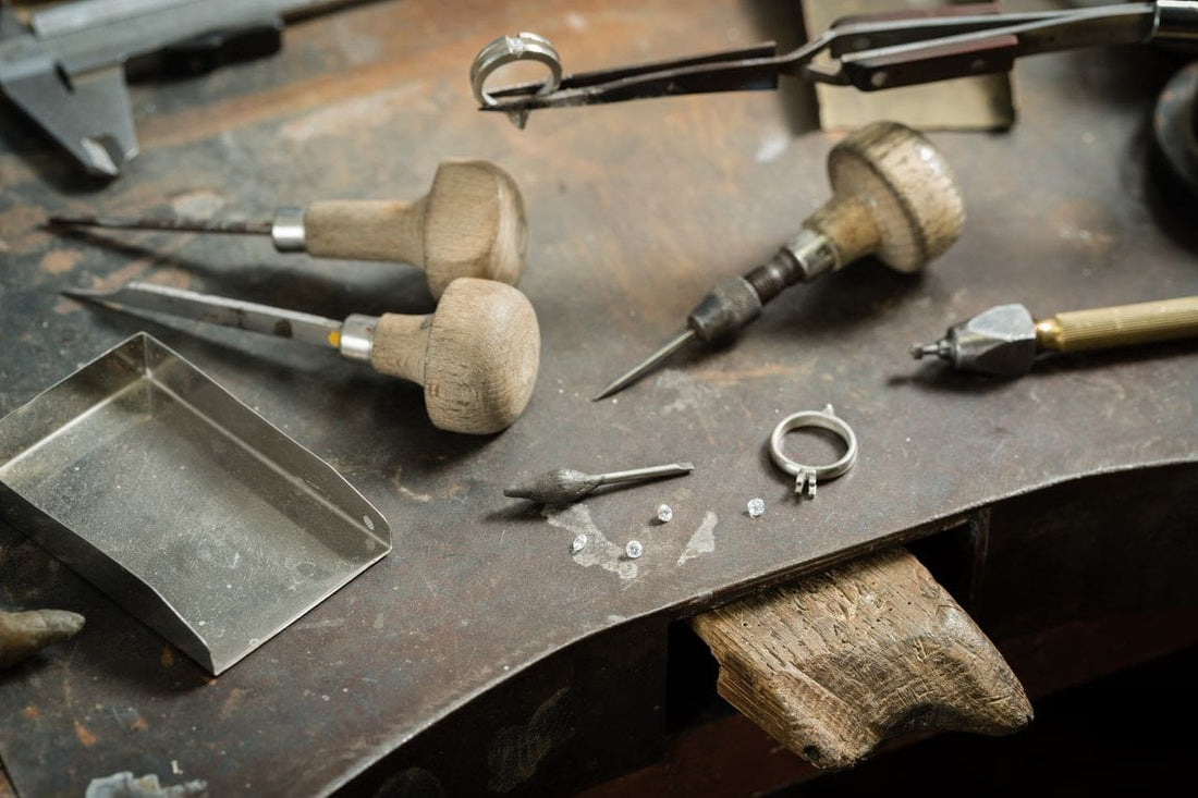 The Ultimate Guide on How to Custom Design an Engagement Ring