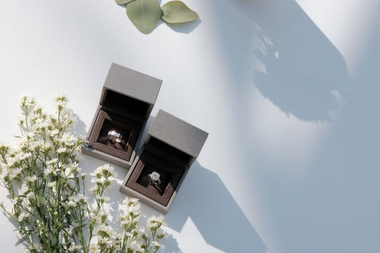 Custom vs. Pre-Designed Halo Rings: Which Should You Choose?