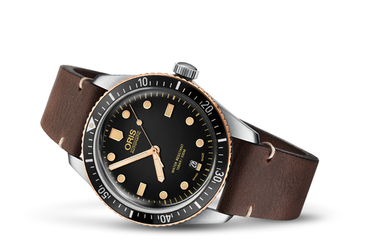Divers Sixty-Five
 01 733 7707 4354-07 5 20 55