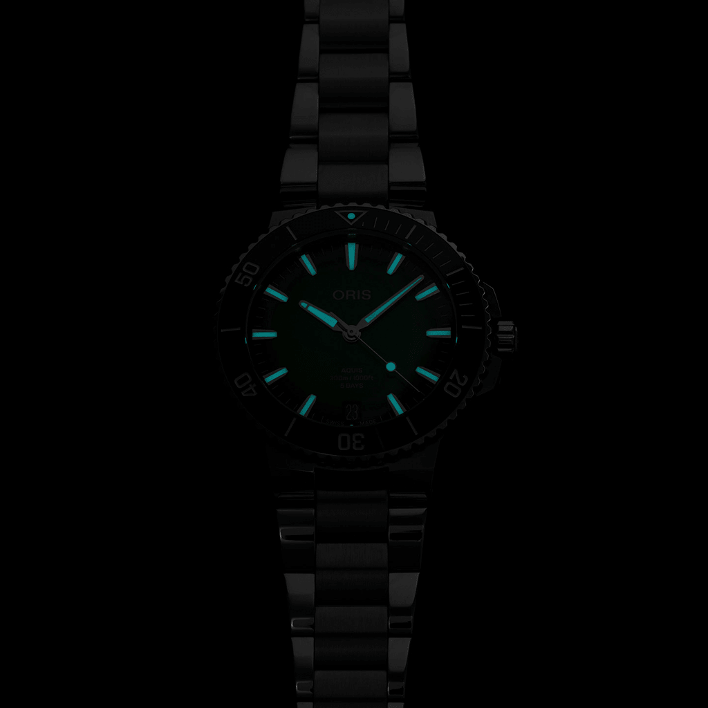 Oris Aquis Date Calibre 400 Automatic Watch 01 400 7790 4157-07 8 23 02PEB