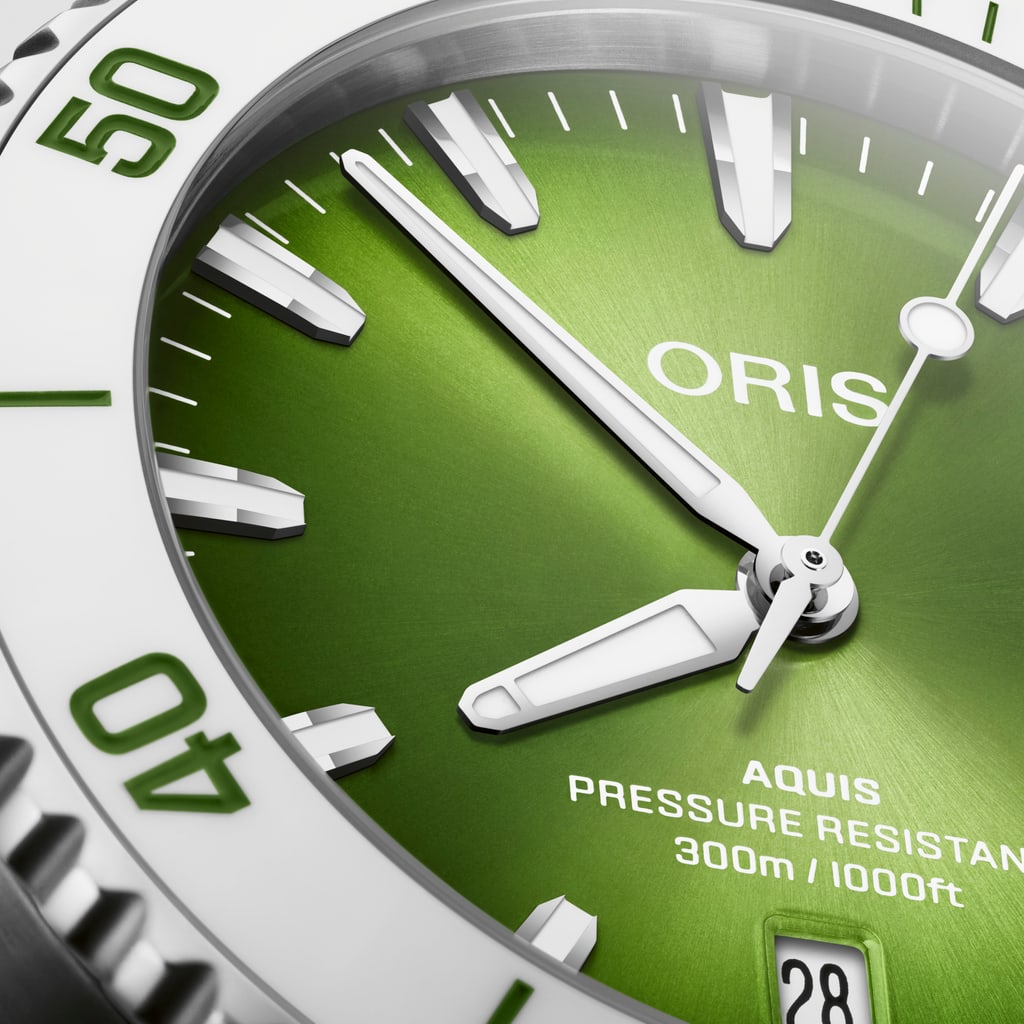 Oris Aquis Date Taste of Summer Automatic Watch 01 733 7787 4137-07 8 22 04PEB