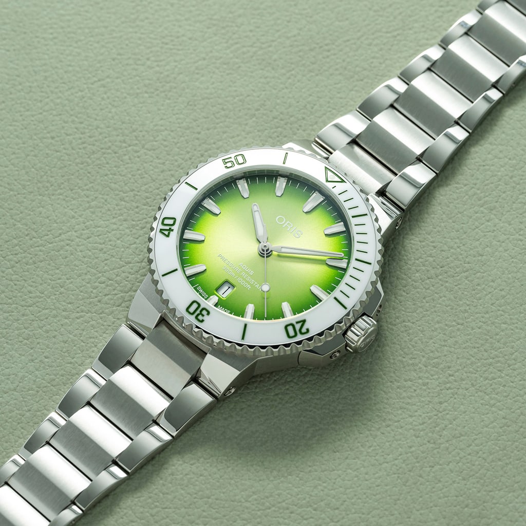 Oris Aquis Date Taste of Summer Automatic Watch 01 733 7787 4137-07 8 22 04PEB