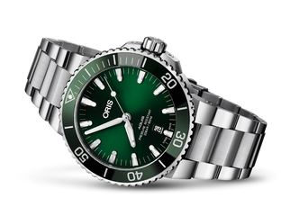 Aquis Date
 01 733 7730 4157-07 8 24 05Peb