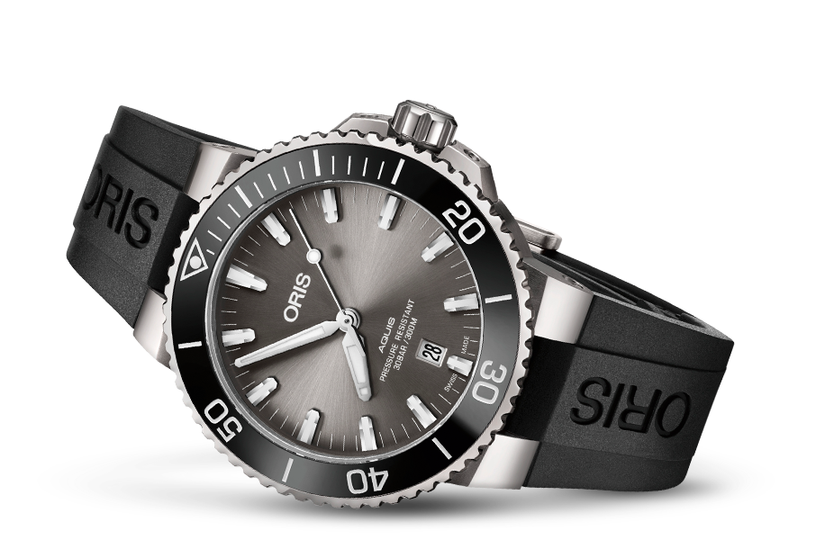 Aquis Titanium Date 01 733 7730 7153-07 4 24 64Teb