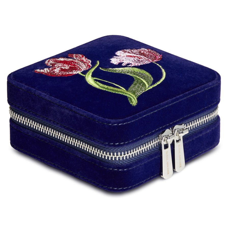 royal-asscher-square-jewelry-zip-case
