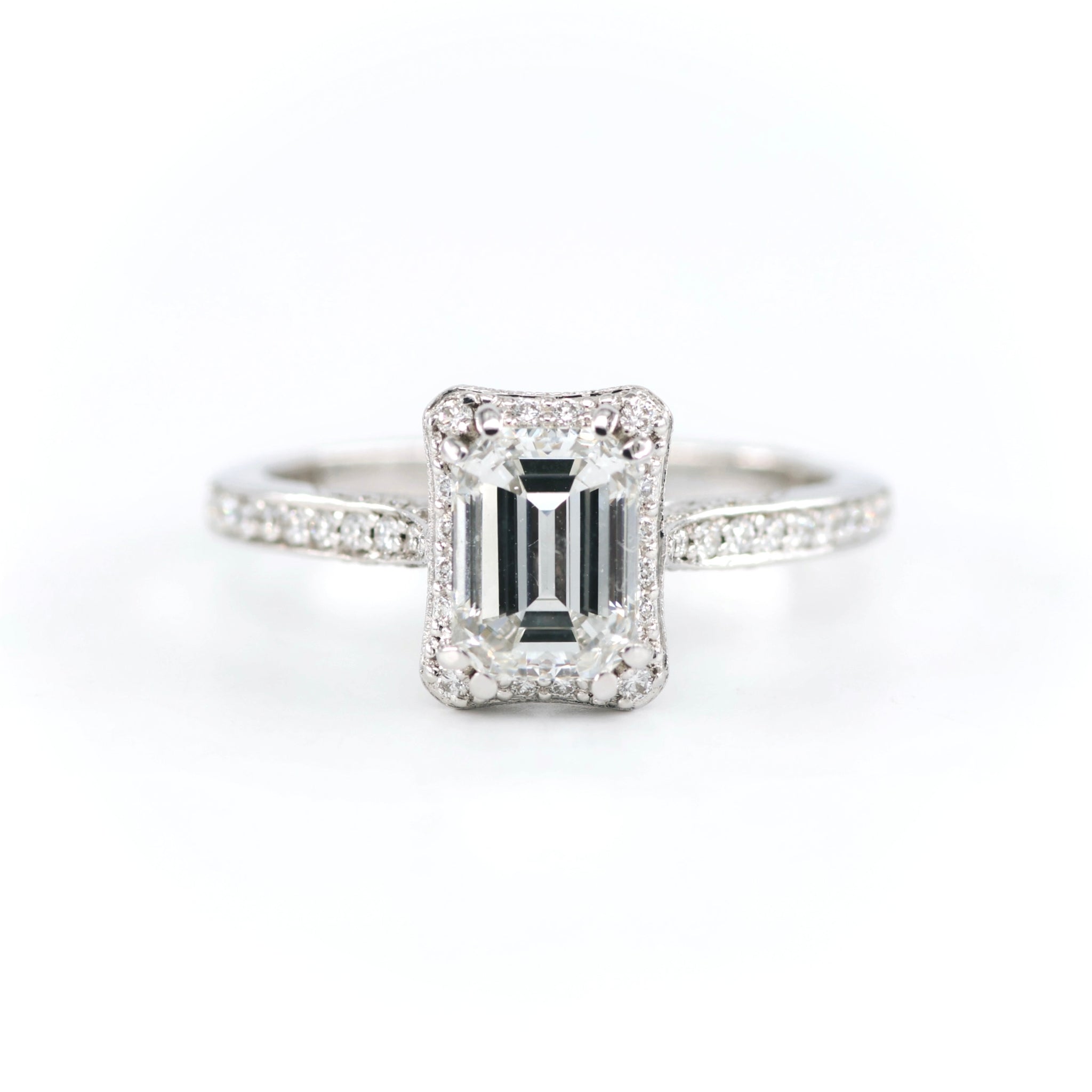 Emerald Cut Diamond Engagement Ring 4690066