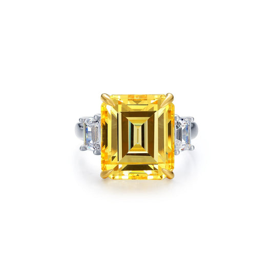 Stunning 3-Stone Engagement Ring 8R024CAT05