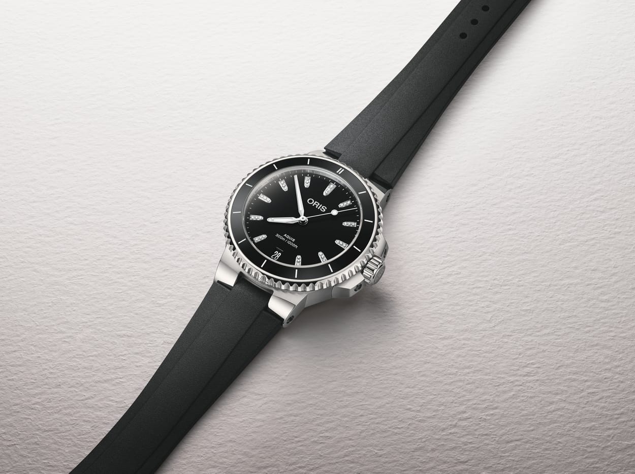 Oris Aquis Date Diamonds Automatic Watch 01 733 7792 4194-07 4 19 64FC