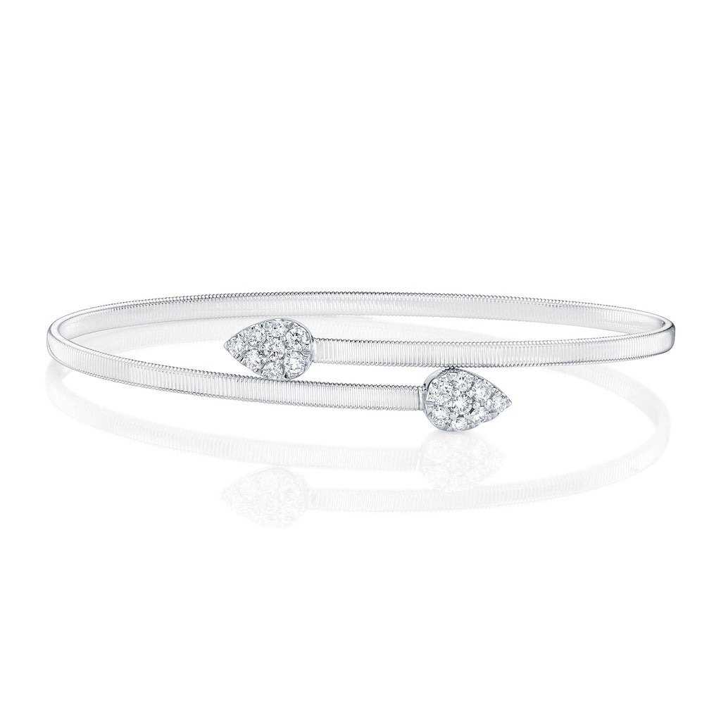 0-44ct-diamond-pave-bangle B22001205ZS