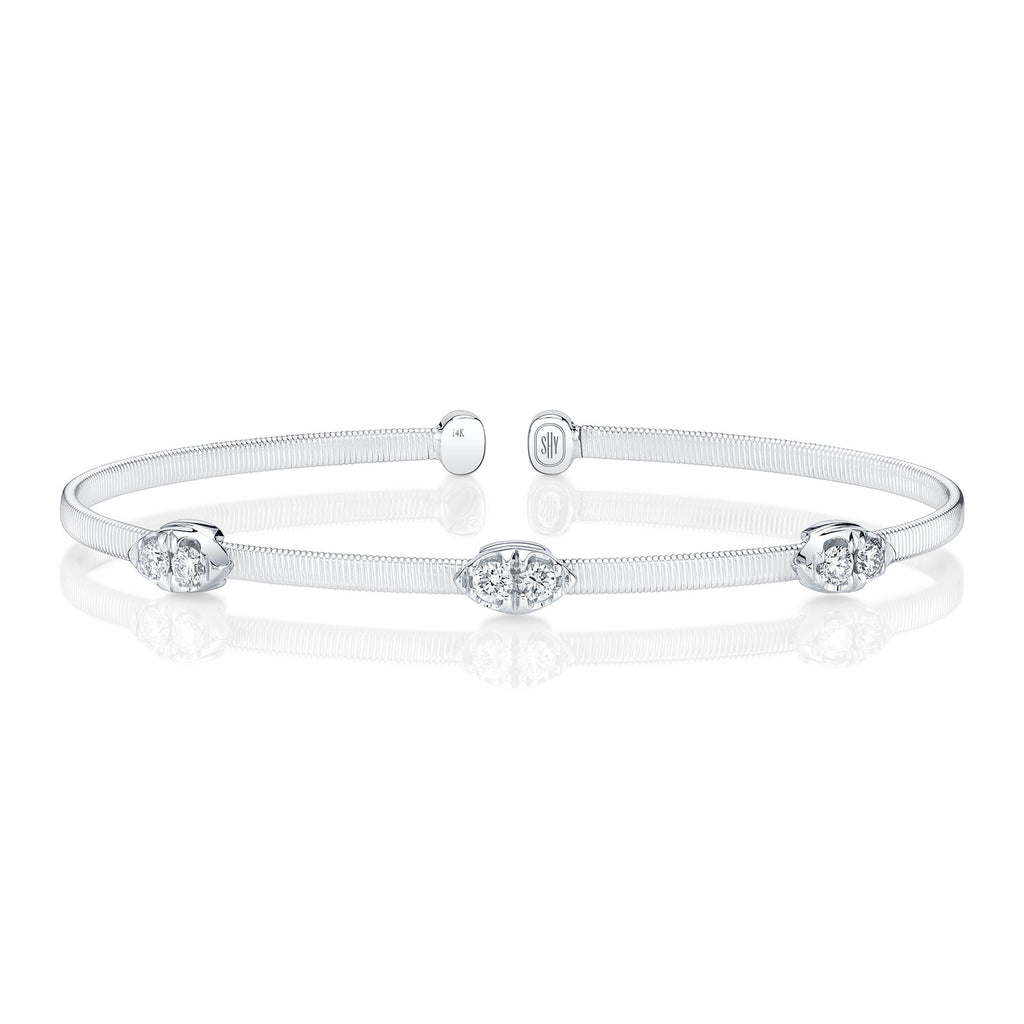 0-40ct-diamond-bangle B22001215ZS