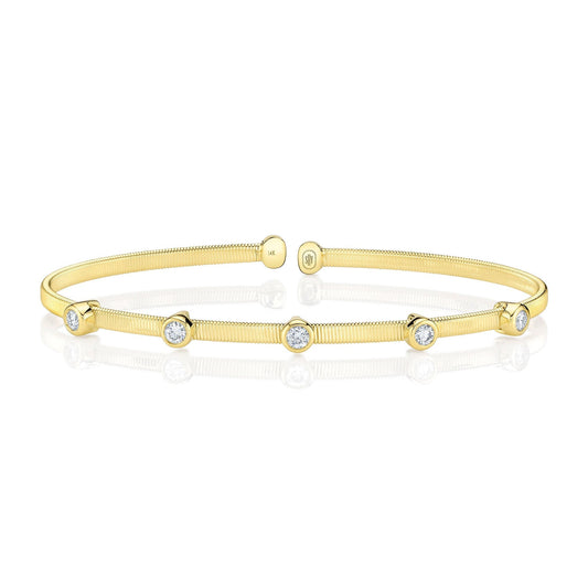 0-32ct-diamond-bezel-bangle B22001311ZS