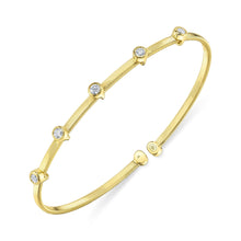0-32ct-diamond-bezel-bangle B22001311ZS