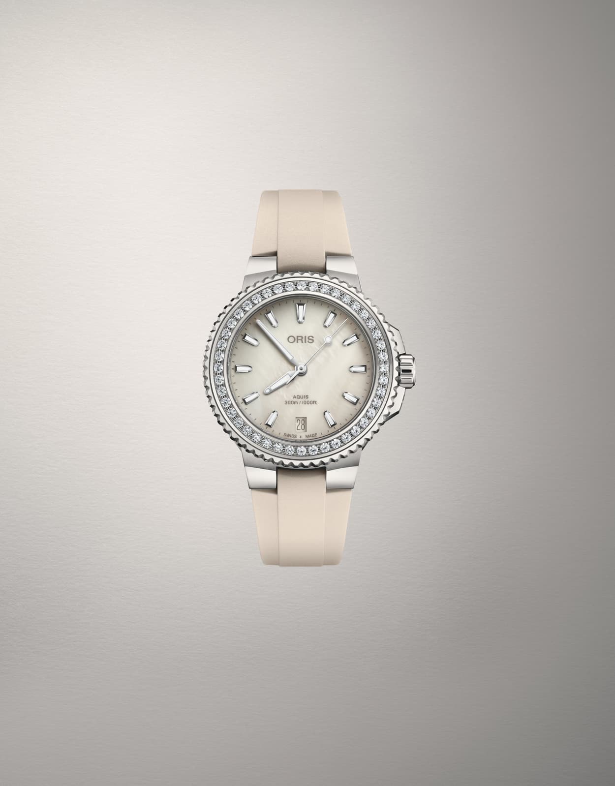 Oris Aquis Date Diamonds Automatic Watch 01 733 7792 4956-07 4 19 61FC