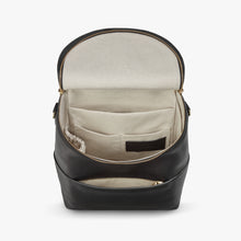 The Convertible Pocket Backpack 20228329-sdt-000011458