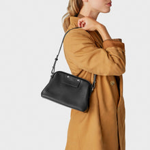 Rivet Frame Shoulder Bag 20265782-sdt-000011458