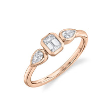 0.53CT DIAMOND EMERALD RING