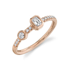 0.38CT DIAMOND EMERALD RING