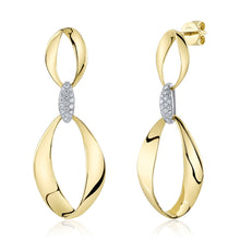 0-20ct-diamond-mobius-earring