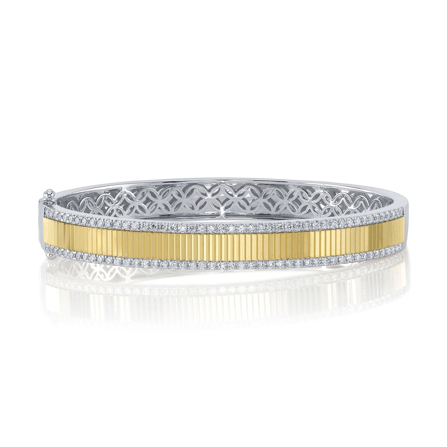 1-06ct-diamond-bangle