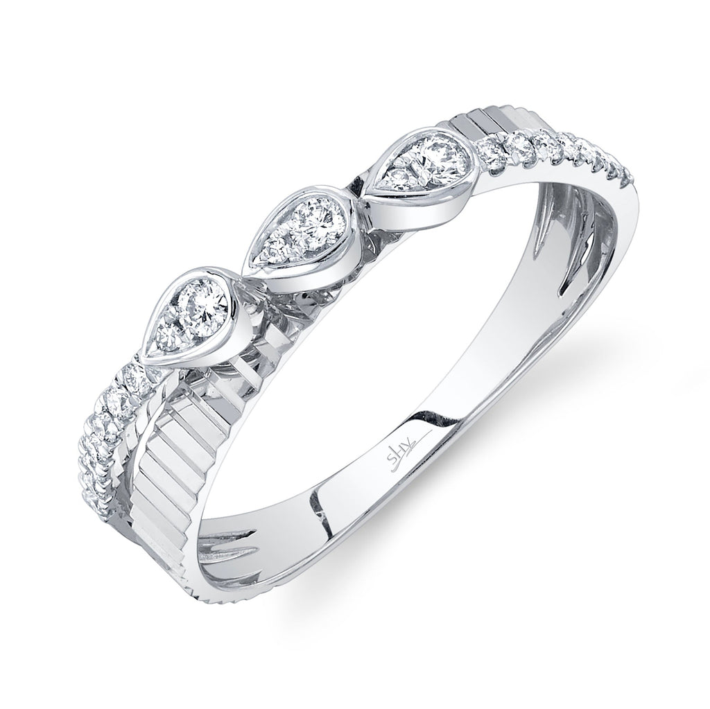 Shy Creation 0.18Ct Diamond Ribbed Ring SC22009447