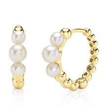 CULTURED PEARL HOOP EARRING