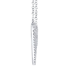 amor-0-21-ct-diamond-pave-heart-pendant-necklace