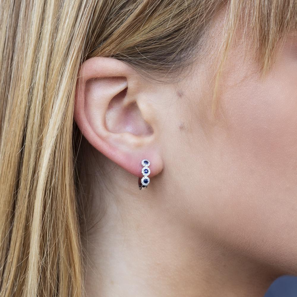 shy-creation-0-15ct-diamond-0-30ct-blue-sapphire-huggie-earring-sc55002530