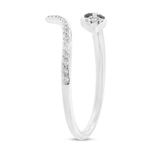 Shy Creation 0.20Ct Black & White Diamond Snake Ring SC55003246