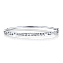 0-69ct-diamond-bangle SC55004962ZS