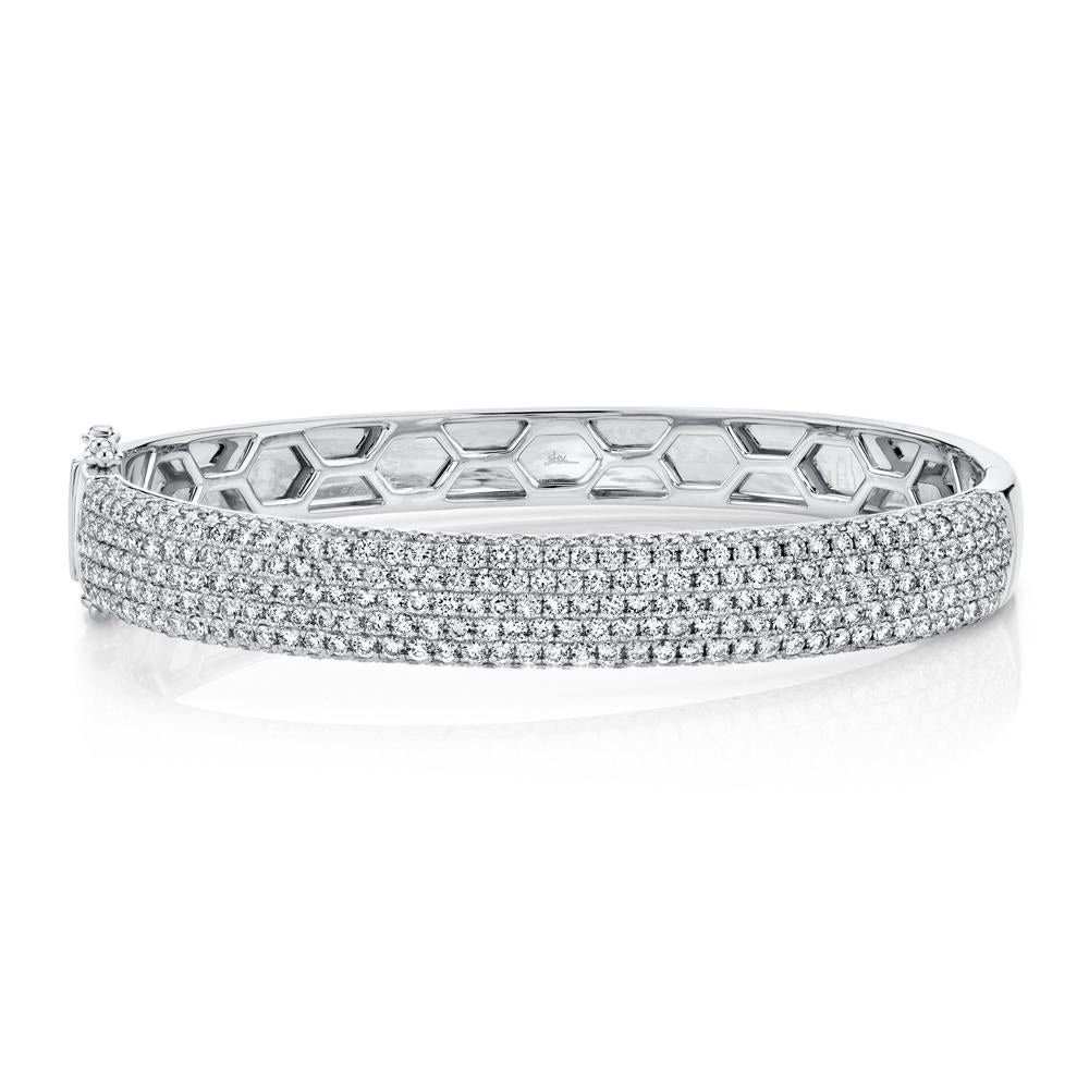 4.21CT DIAMOND PAVE BANGLE