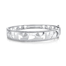 0.52CT DIAMONG PAVE HEART BANGLE