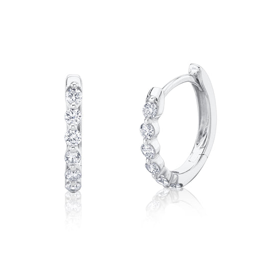 0-26ct-diamond-oval-huggie-earring