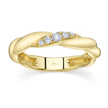 0-12ct-diamond-twisted-band