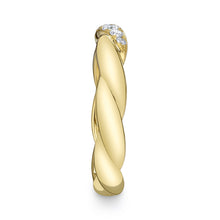 0-12ct-diamond-twisted-band