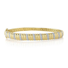 0-46ct-diamond-bangle