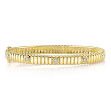 0-33ct-diamond-bezel-bangle