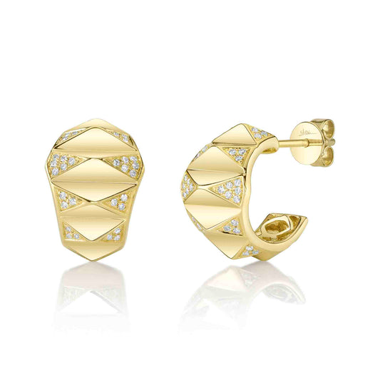 shy-creation-0-16ct-diamond-pyramid-geo-cut-huggie-earring-sc55026847