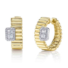 Shy Creation 0.28Ct Diamond Baguette Ribbed Hoop Earring SC55027150D0.65