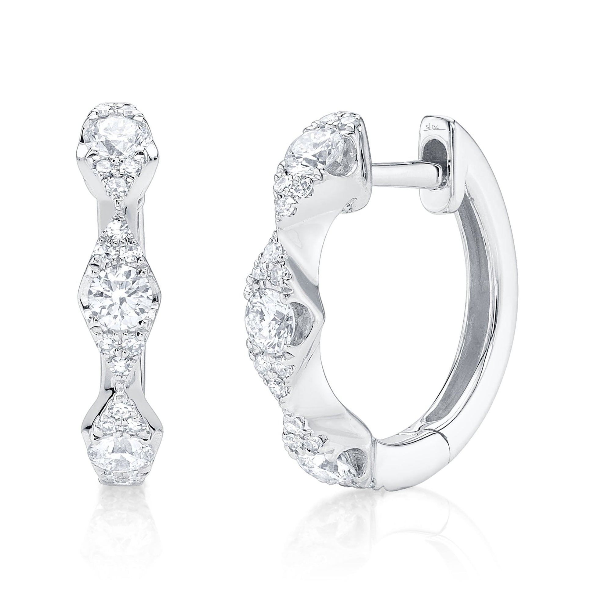 shy-creation-0-39ct-diamond-huggie-earring-sc55028055