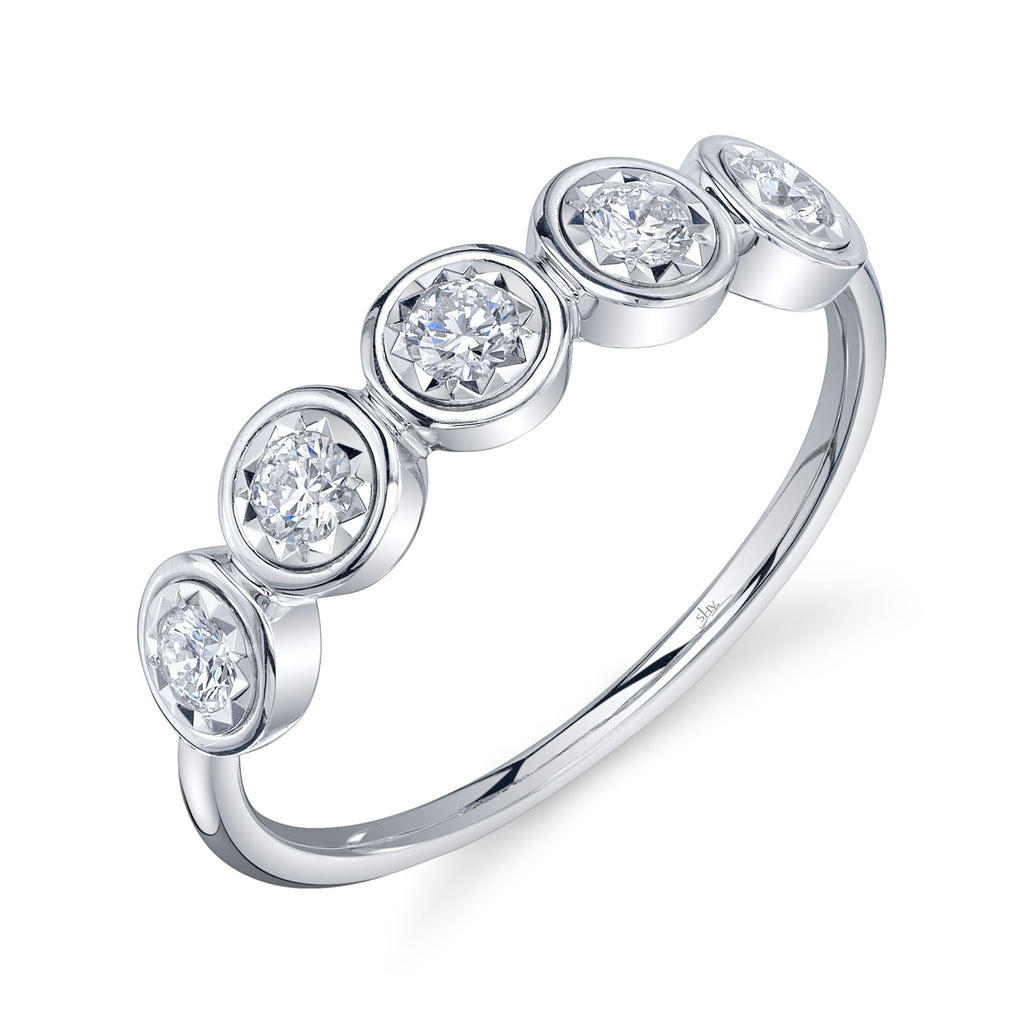 0.29CT DIAMOND BEZEL STELLA RING