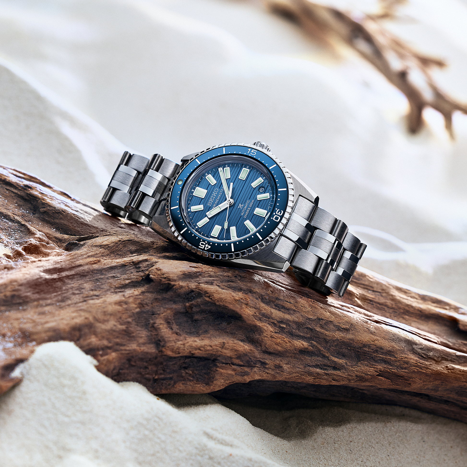 seiko-prospex-marinemaster-1965-heritage-divers-watch-sje119